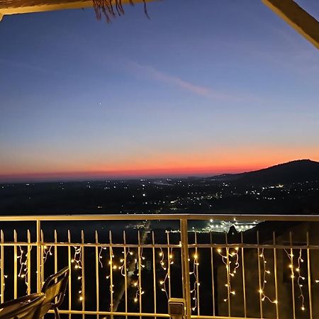 Oikos Guesthouse & Rooftop Suio Buitenkant foto